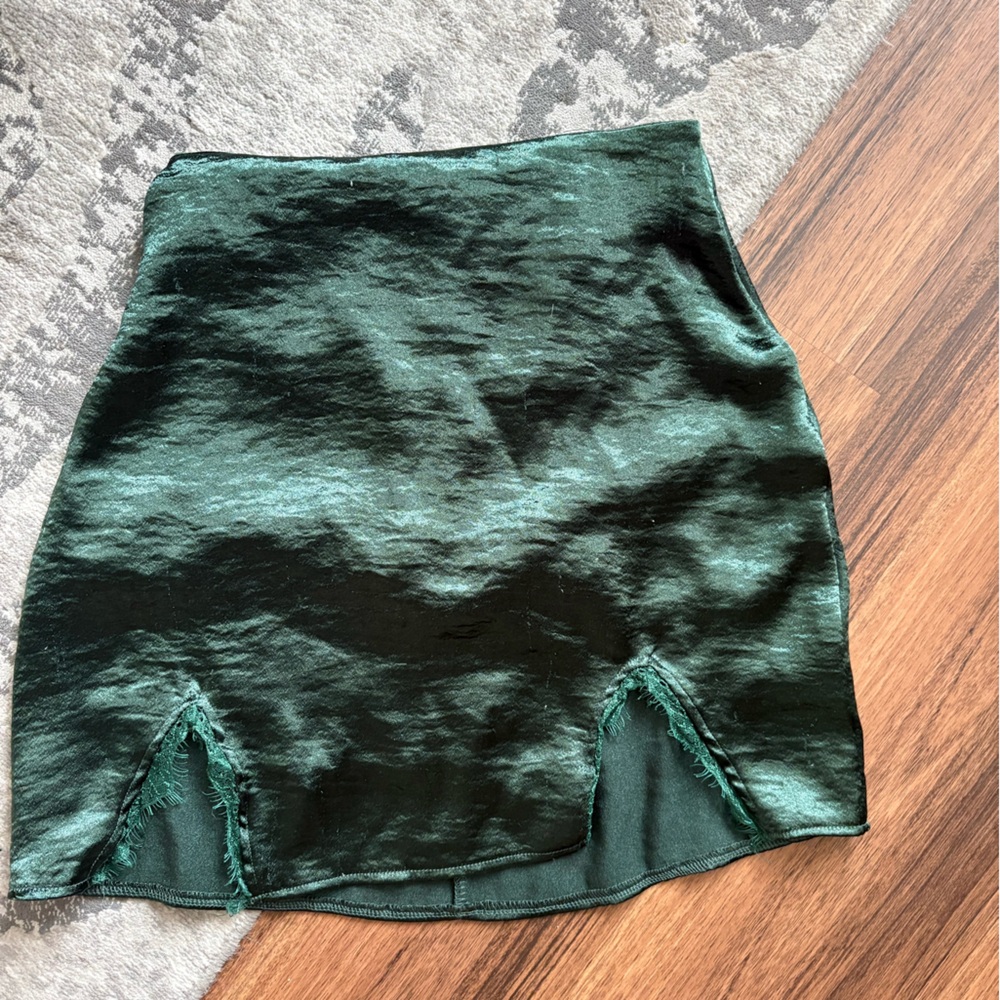 H&M Shimmering Green Mini Skirt